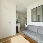 Charming - One-Bedroom Apartment In Paris 5Th