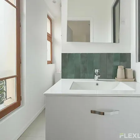 Appartamento Charming - One-bedroom In 5th *